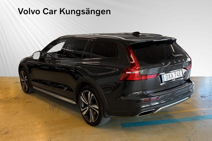 Bild 4 av Volvo V60 Cross Country D4 AWD Advanced SE II PANO/LÄDER/DRAG