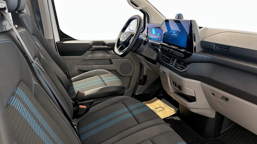 Bild 3 av Ford E-Transit Custom 340 AWD SPORT SKÅP 340L 218 A | Demo |