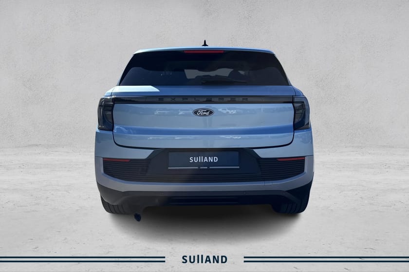 Bilde 4 av Ford Explorer EV Extended Range AWD Select AWD/HUD/Varmepumpe/360