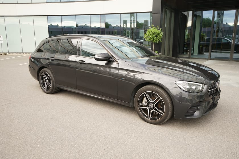 Bilde 3 av Mercedes-Benz E 300 T de 4MATIC plug in hybrid AMG