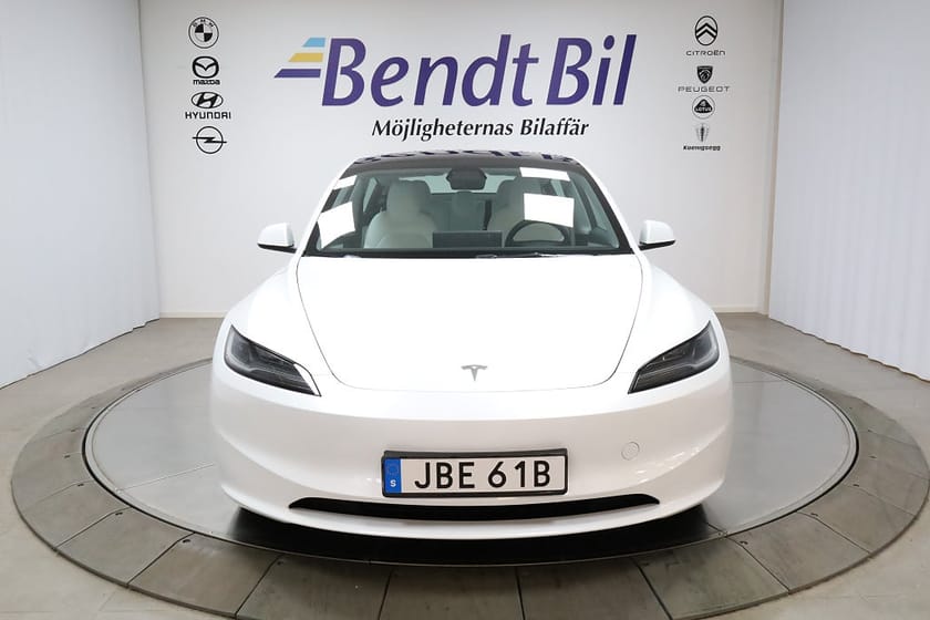 Bild 2 av Tesla Model 3 Long Range RWD