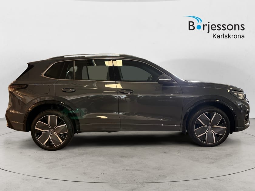 Bild 2 av Volkswagen Tiguan eHybrid R-LINE Laddhybrid 272 HK DSG6