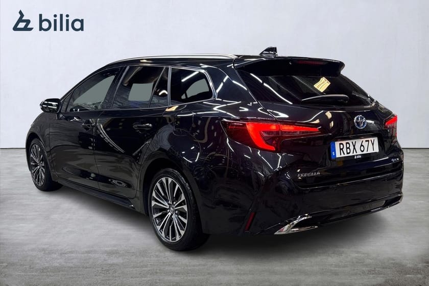 Bild 2 av Toyota Corolla Touring Sports Hybrid 1,8 Style Appstyrd Värmare