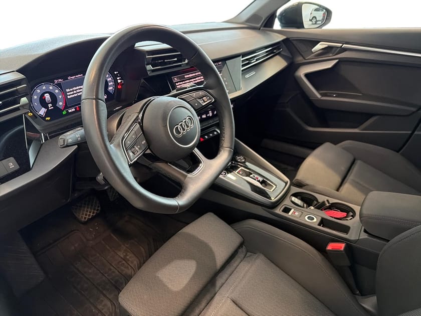 Bild 4 av Audi A3 Sportback 35 TFSI 150HK Värmare/metallic