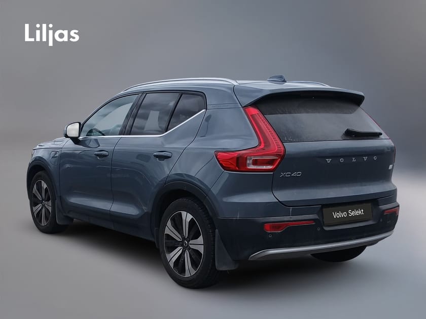 Bild 3 av Volvo XC40 Recharge T4 Plus Bright//Dragkrok//