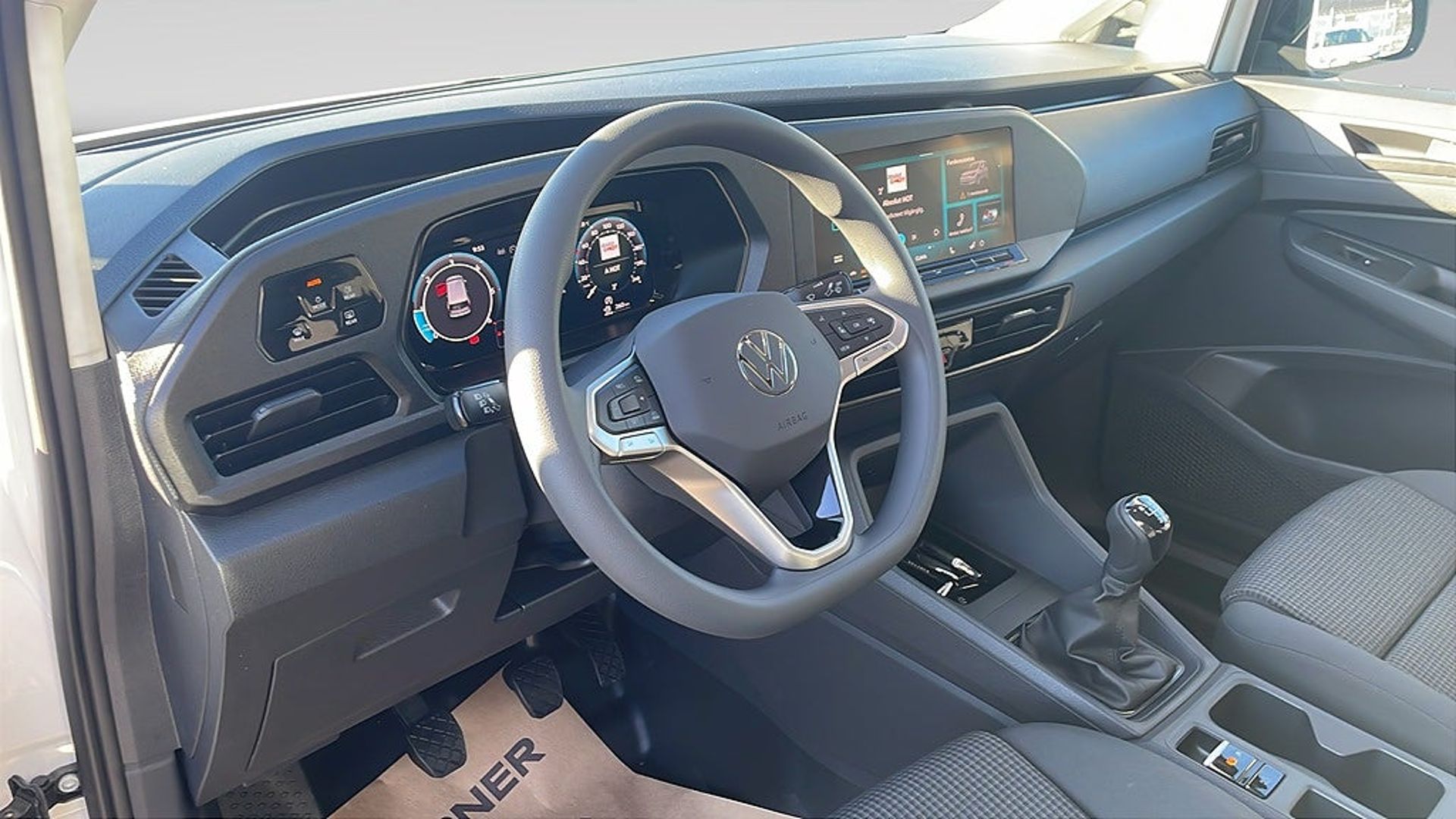 Volkswagen Caddy Cargo MAXI HJULBAS 2026, bild 6/10