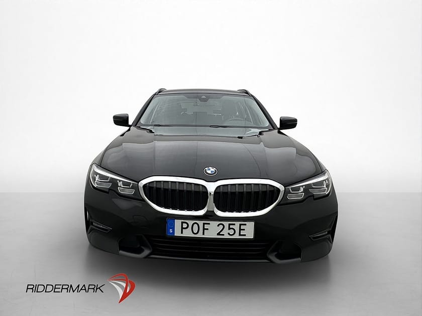 Bild 2 av BMW 320i Touring 320 Sport line Drag Kamera Cockpit HiFi Navi Halvskinn