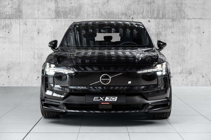 Bilde 3 av Volvo EX30 Twin Motor Performance Perf. Ultra | Unik bil! | Styling | 20" | H&K |