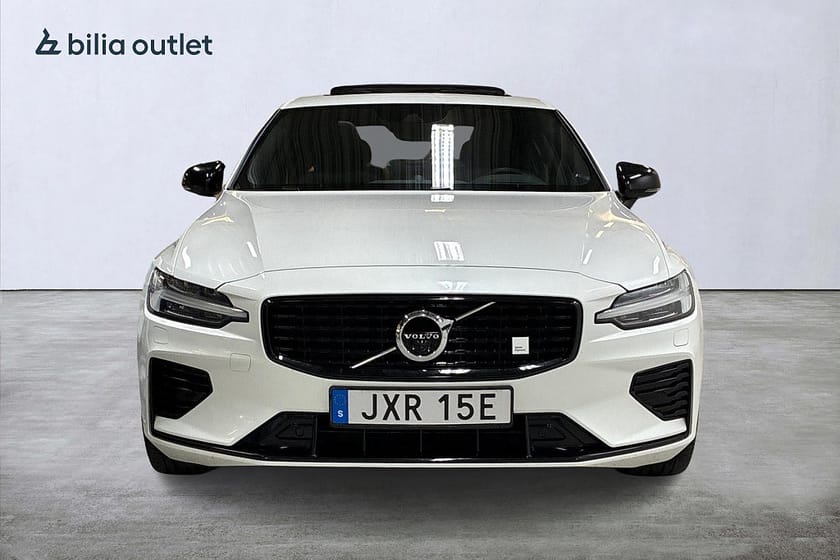 Bild 3 av Volvo S60 Recharge T8 R-Design Polestar Engineered 455hk B&W HuD