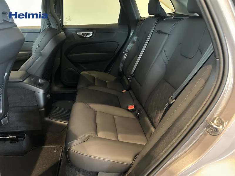 Bild 9 av 14 – Volvo XC60 T6 Plus Dark Nordic Edition Plus Nordic Edition