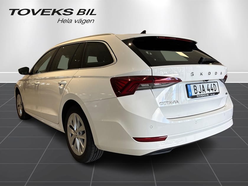 Bild 3 av Škoda Octavia Kombi VIA COMBI STYLE 1,0 TSI M-HEV 110 HK