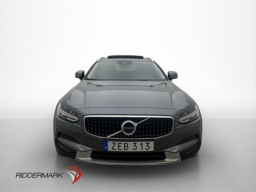 Bild 2 av Volvo V90 Cross Country D4 AWD Inscription Pro Pano Skinn