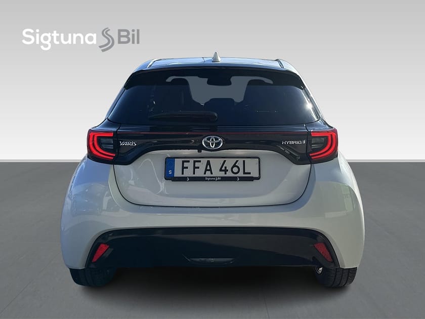 Bild 5 av Toyota Yaris Hybrid CVT Style / Panorama / JBL