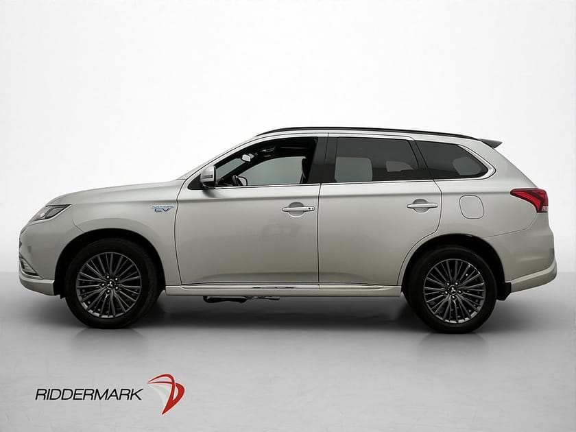 Bild 4 av Mitsubishi Outlander PHEV 224hk S-Edition Taklucka 360° Drag