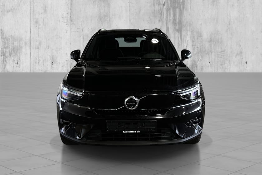 Bilde 2 av Volvo EX40 Twin Motor Performance Ultra/ KROK/PANO/PIXEL/360Cam