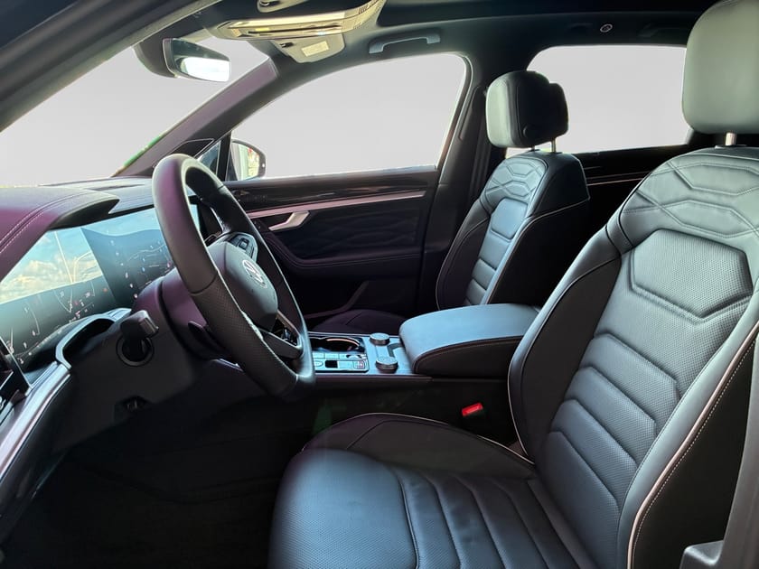 Bild 1 av Volkswagen Touareg R-LINE TDI 286 HK 4M