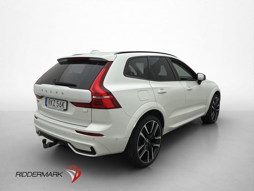 Bild 5 av Volvo XC60 Recharge T6 AWD Ultimate Dark Pano H/K Drag Skinn