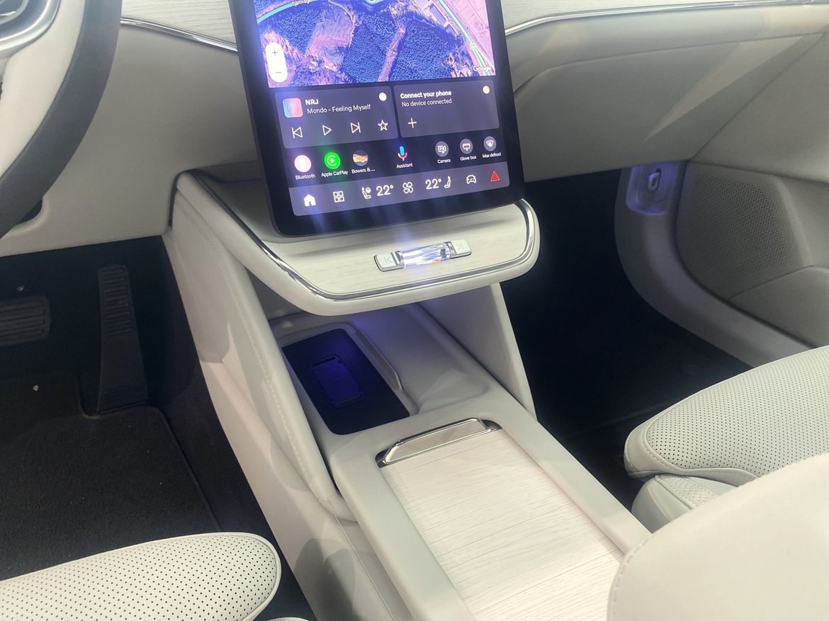 Bild 2 av 5 på bilen