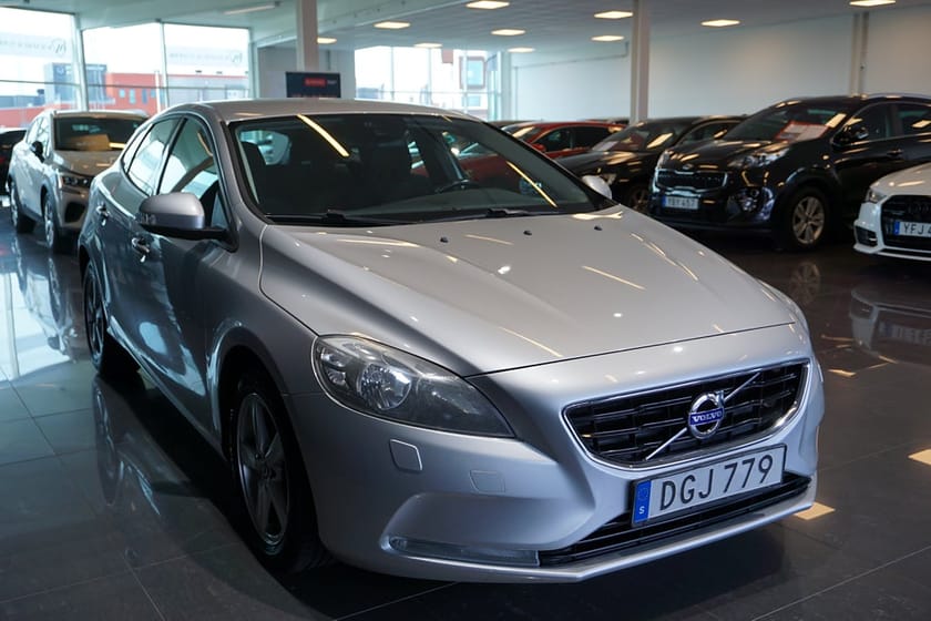 Bild 5 av Volvo V40 D2 115hk Your Kinetic Ac Svensksåld