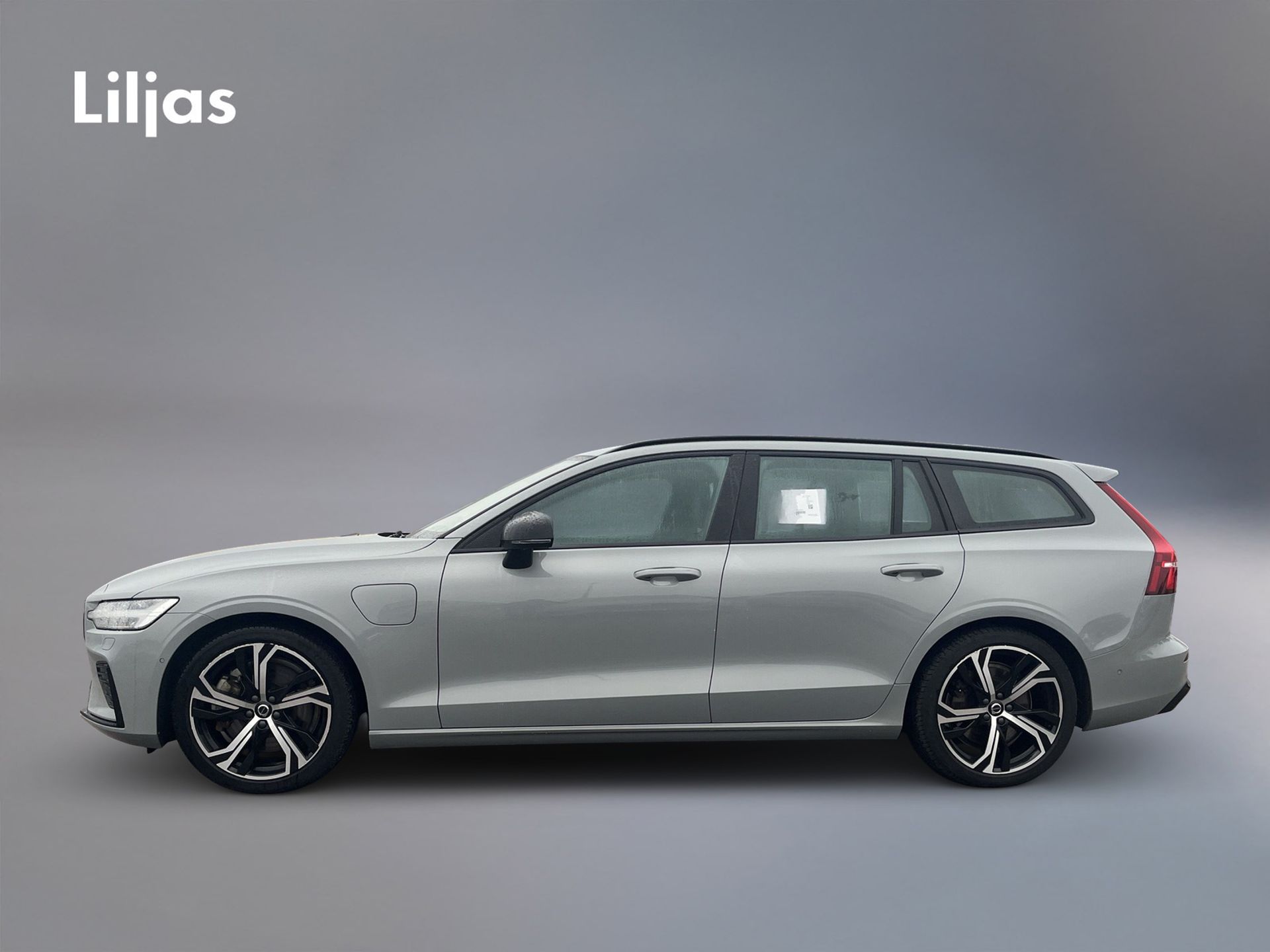 Volvo V60 T6 Ultra Dark 2025, bild 4/4