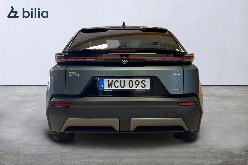 Bild 5 av Toyota C-HR+ EXECUTIVE AWD PANORAMA JBL