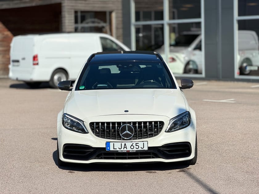 Bild 3 av Mercedes-Benz AMG C 63 S T Keramiska Burmester 360 Drag Skalstolar Pano