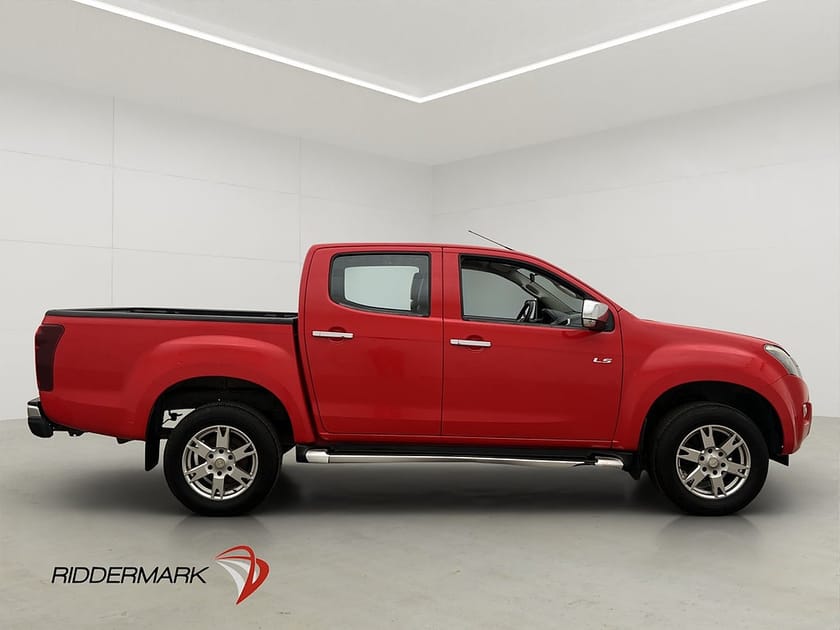 Bild 2 av Isuzu D-Max Crew Cab 2.5 4WD M/K-Värmare Dragkrok Skinn Farthållare