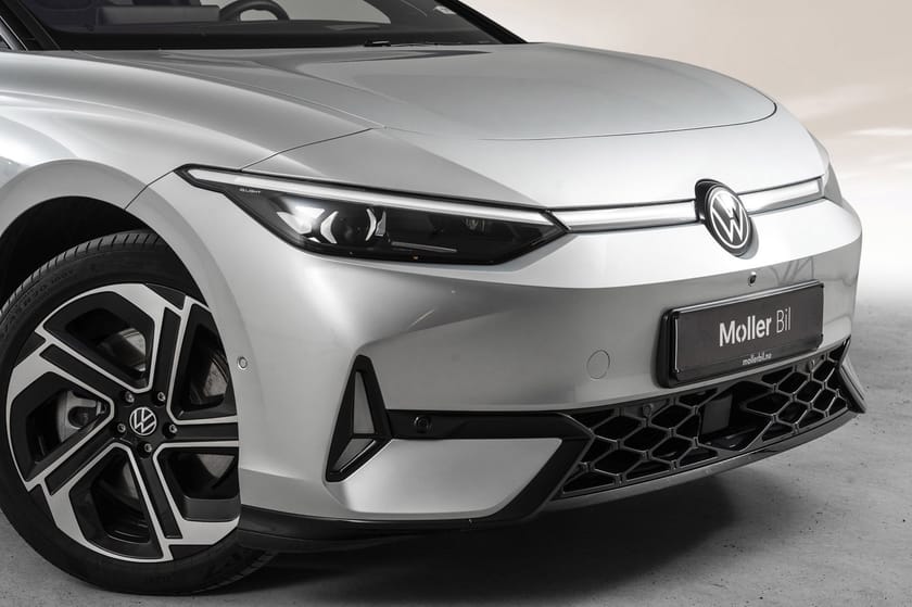 Bilde 3 av Volkswagen ID.7 GTX Tourer