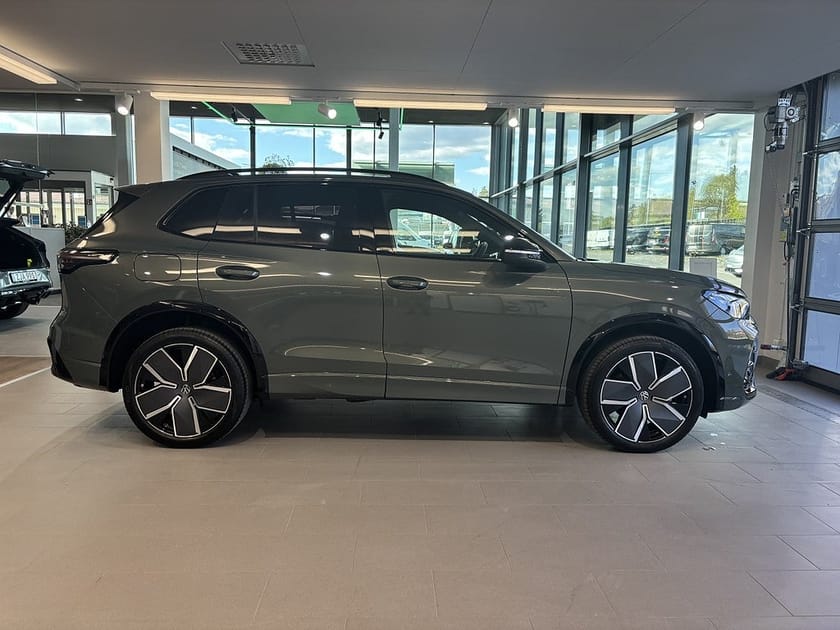 Bild 4 av Volkswagen Tiguan eHybrid R-Line-Edition 4595kr/mån MAJ ERBJUDANDE