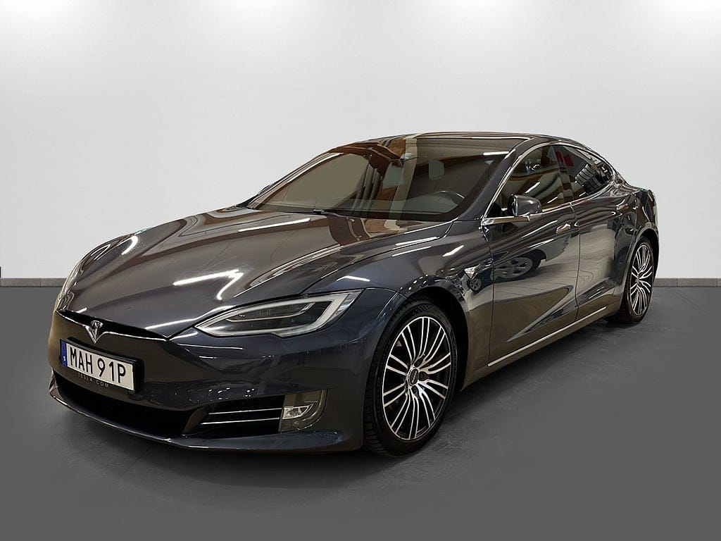 Tesla Model S 423 л.с.