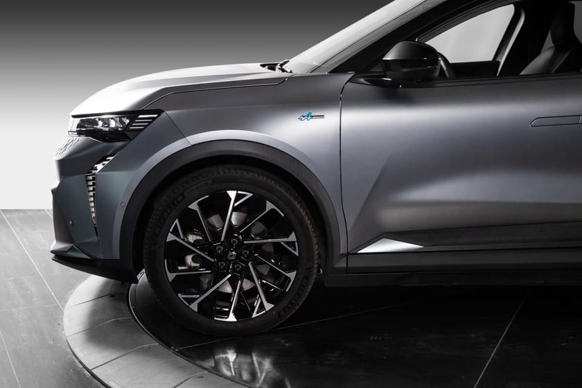 Bilde 4 av Renault Scenic E-Tech esprit Alpine– Familiebilen som har alt