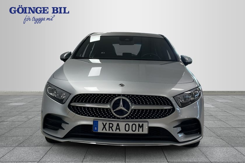 Bild 3 av Mercedes-Benz A 250 e 8G-DCT AMG/ Backkamera/ Widescreen/ Navigation