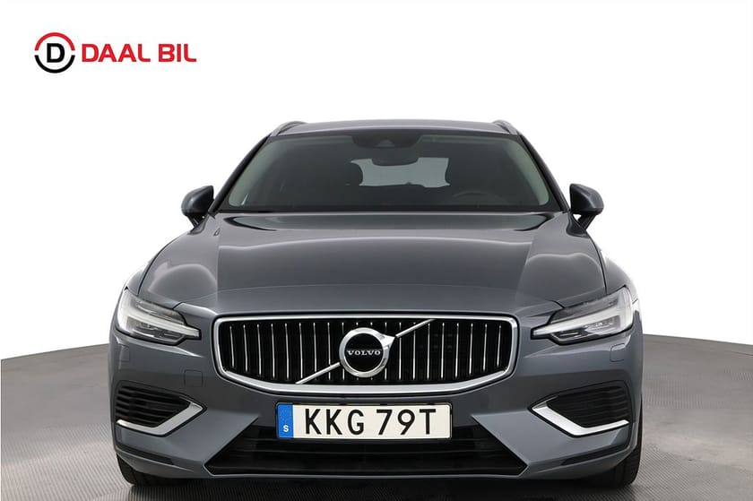 Bild 2 av Volvo V60 RECHARGE T6 AWD 341HK INSCRIPTION DRAG B-KAM VÄRM