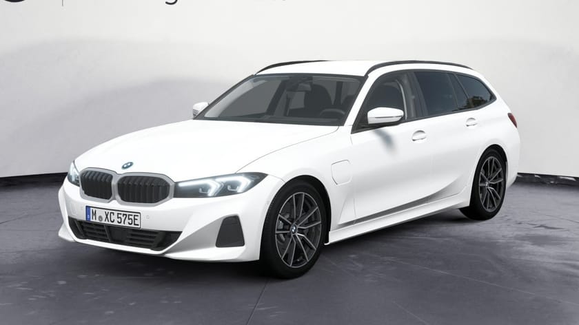 Bild 1 av BMW 330e xDrive Touring