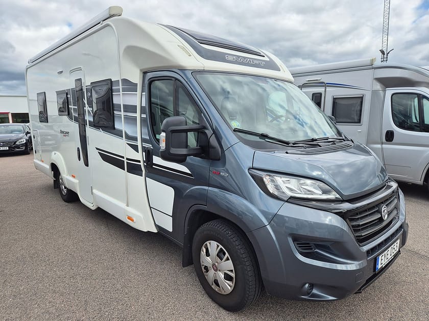 Bild 1 av Swift Campervan Fiat SWIFT TOSCANE 694 QB 2.3D 150HK Husbil