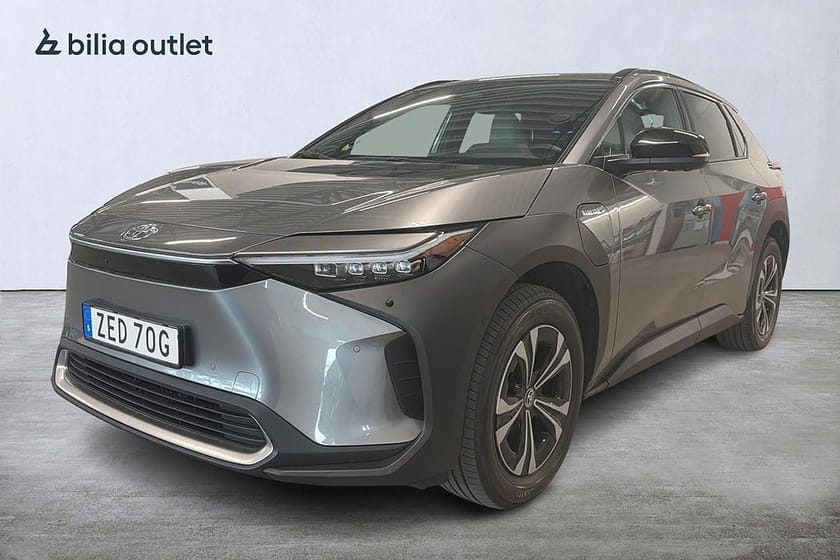 Bild 1 av Toyota bZ4X 71.4 kWh AWD Executive 360°kamera JBL Ventilerade Säten