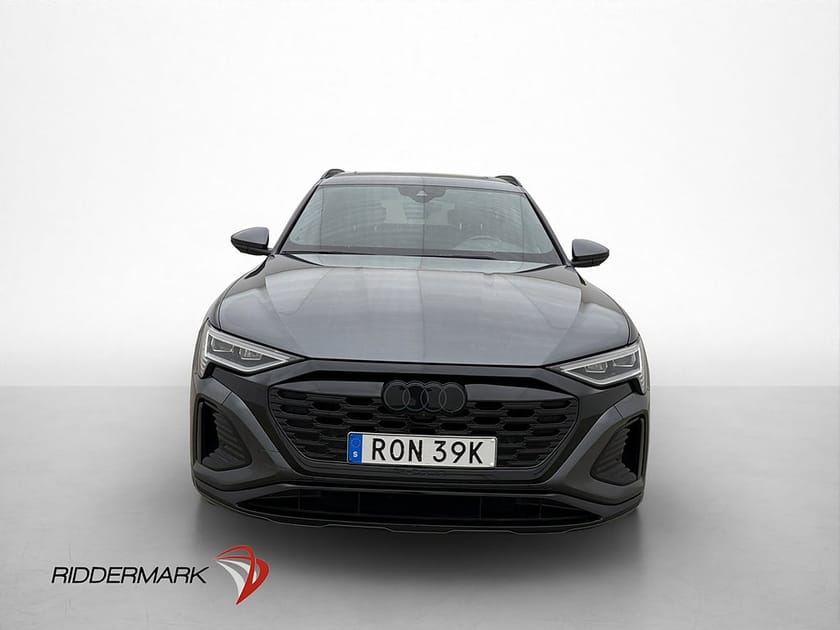 Bild 3 av Audi Q8 55 e-tron quattro q8-e-tron Q S line Pano B&O Luft 360° Drag MOMS