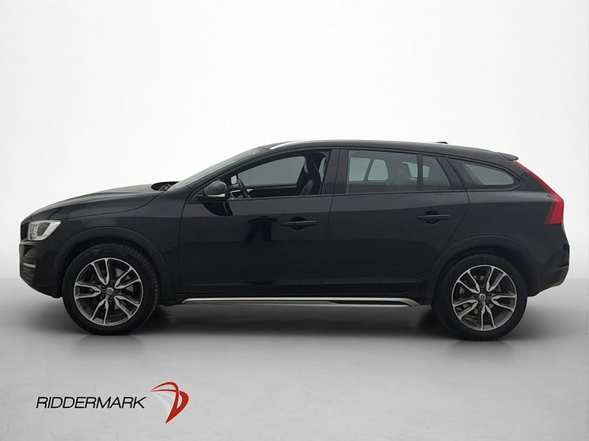 Bild 4 av Volvo V60 Cross Country Business Advanced Summum Drag Navi