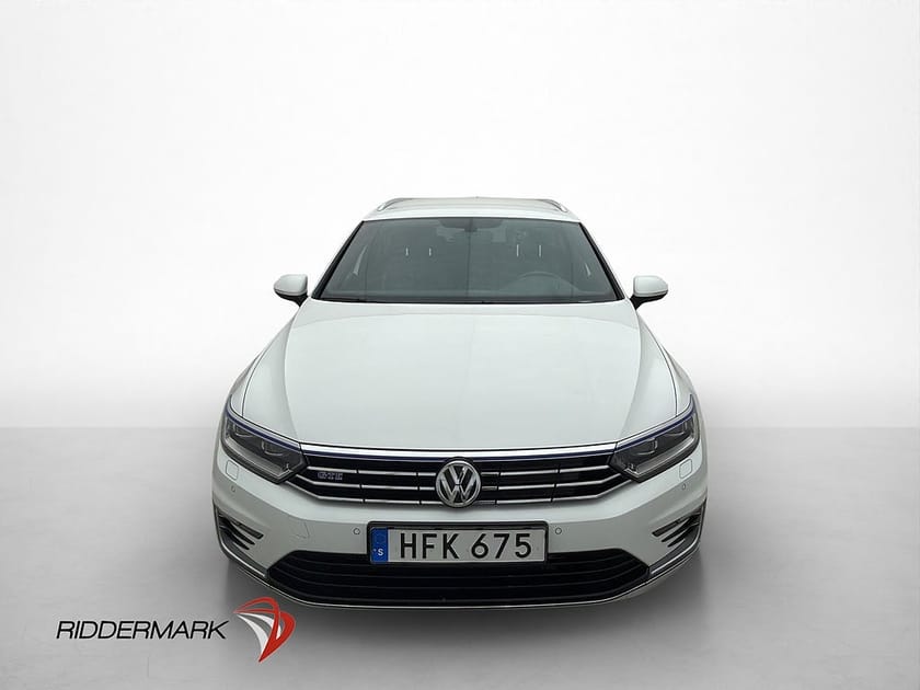 Bild 2 av Volkswagen Passat Variant GTE 1.4 TSI Cockpit Skinn Värm Kamera Drag