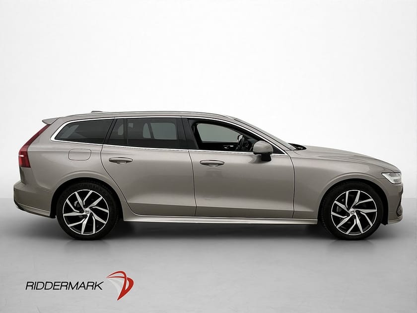 Bild 4 av Volvo V60 D4 AWD Momentum Pano H/K Kamera Navi