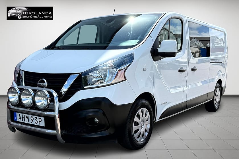 Bild 1 av Nissan NV300 Crew Van 1,6 dCi 145hk 5-Sits GPS 2 X skjutdörr Värmare