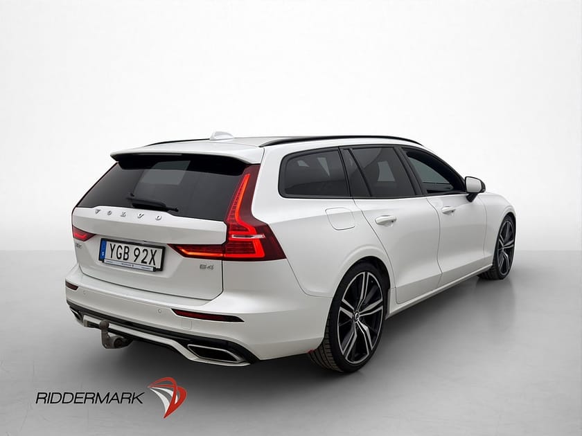 Bild 5 av Volvo V60 B4 R-Design Pano H/K HUD VOC Värm Kamera Drag MOMS