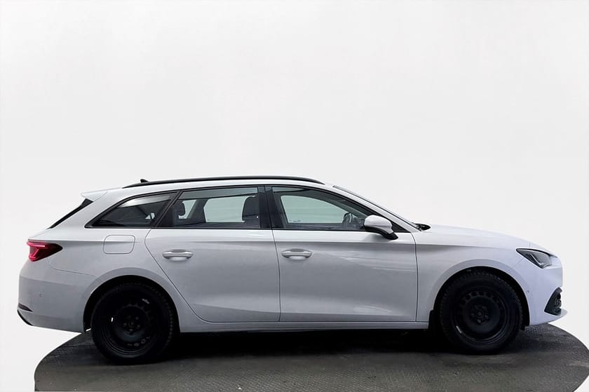 Bild 5 av SEAT Leon Sportstourer ST 2.0 TDI 4D Style Aut Kamera Rattvärme Kupévärm LED