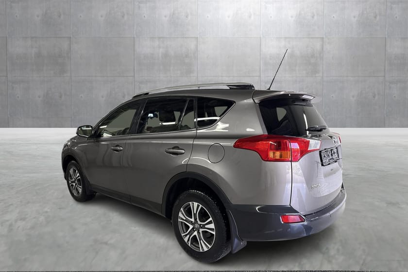 Bilde 2 av Toyota RAV4 Executive I 2WD I Komplett service