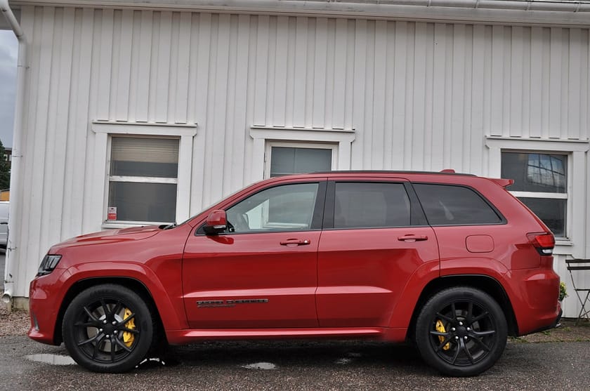 Bild 3 av Jeep Grand Cherokee SRT Hellcat/Trackhawk Trackhawk 6,2 V8 710hk Magnaflow