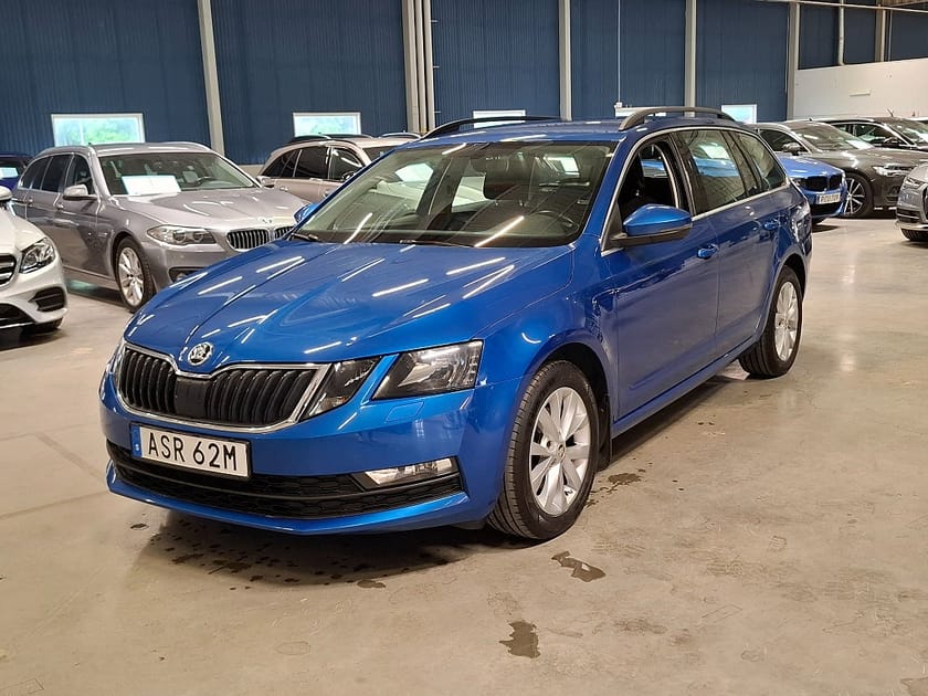 Bild 3 av Škoda Octavia Kombi Skoda 1.0 TSI | Dragkrok | Parkeringsvärmare