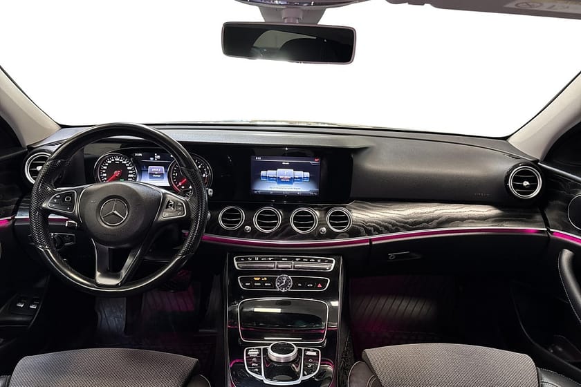 Bild 5 av Mercedes-Benz E 220 T d 9G-Tronic Avantgarde Drag 194hk