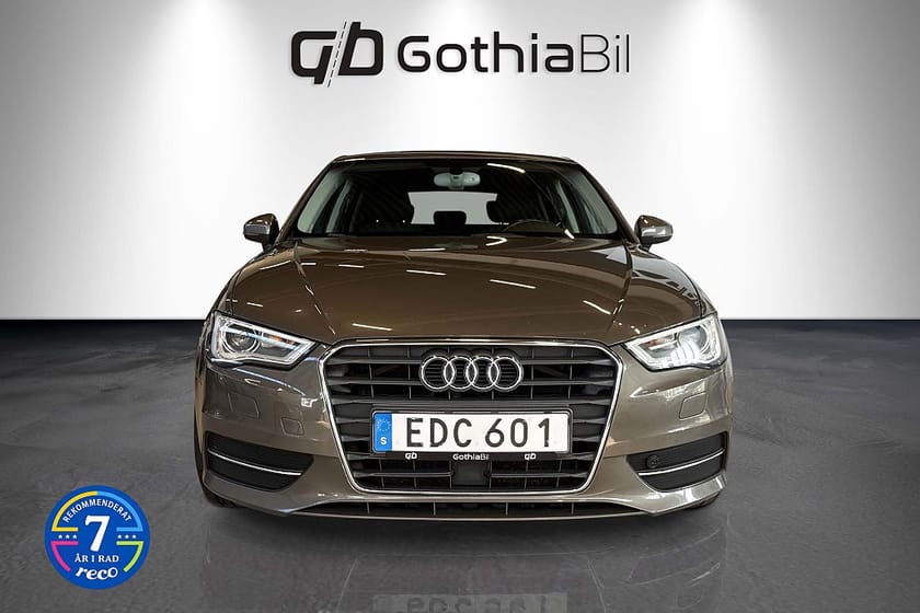 Bild 2 av Audi A3 Sportback 1.6 TDI S Tronic PDC MMI Endast 3 brukare Nyservad