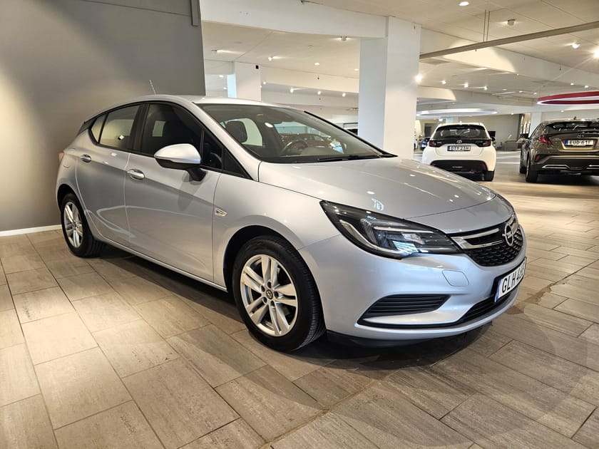 Bild 4 av Opel Astra 1.4 Turbo 125hk | V-hjul PDC Rattvärme Nyservad