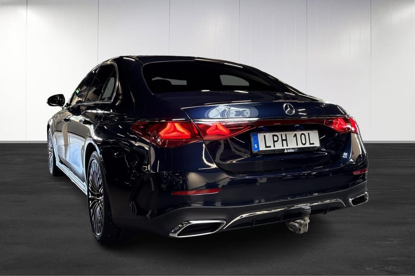 Bild 3 av Mercedes-Benz E 220 d 4MATIC 220d AMG Dragkrok Värmare